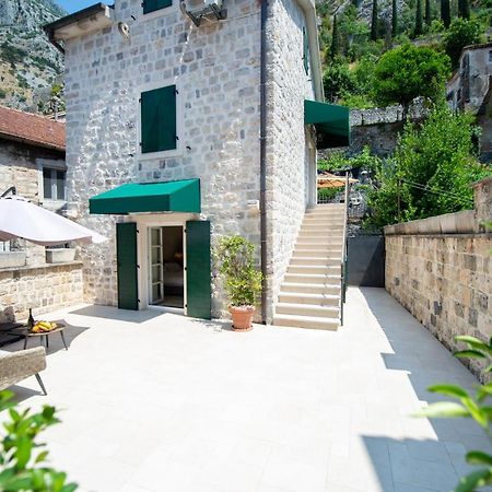 Katareo Apartments Kotor Exterior photo